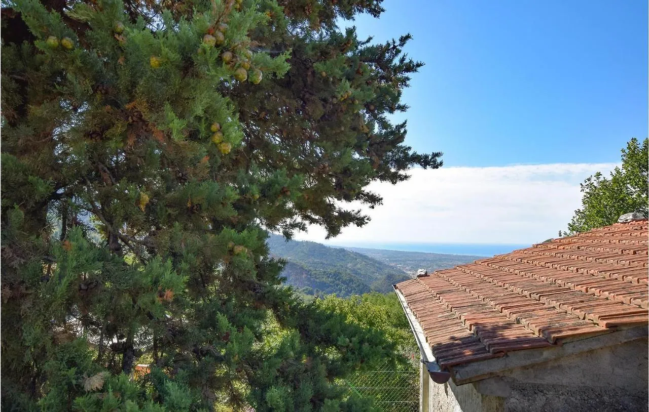 5 Bedroom Amazing Home In Fabbiano Fabbiano  Holiday home Fabbiano (Lucca)